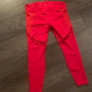 - FABLETICS POWER HOLD LEGGINGS